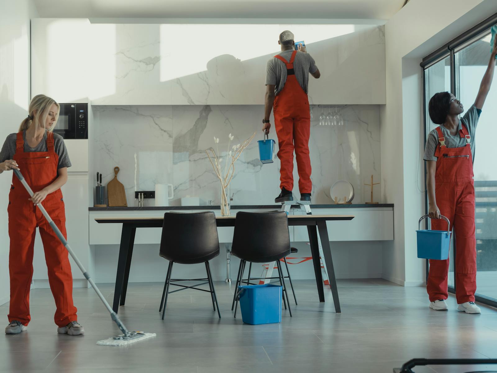 Reinigungsteam im Einsatz für Partnerobjekte